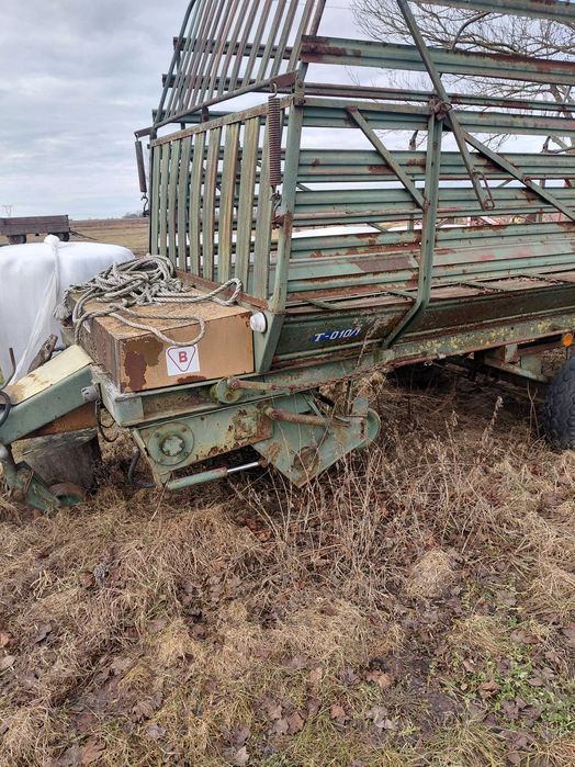 Przyczepa zbierająca