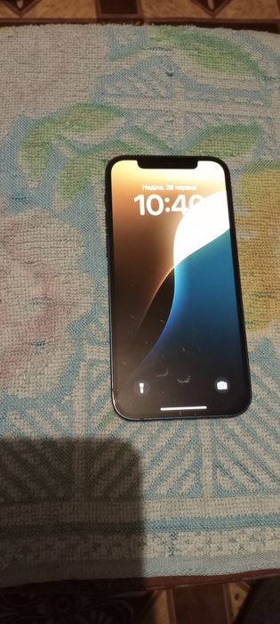 iPhone 12 / 64 /neverlock /обмен .