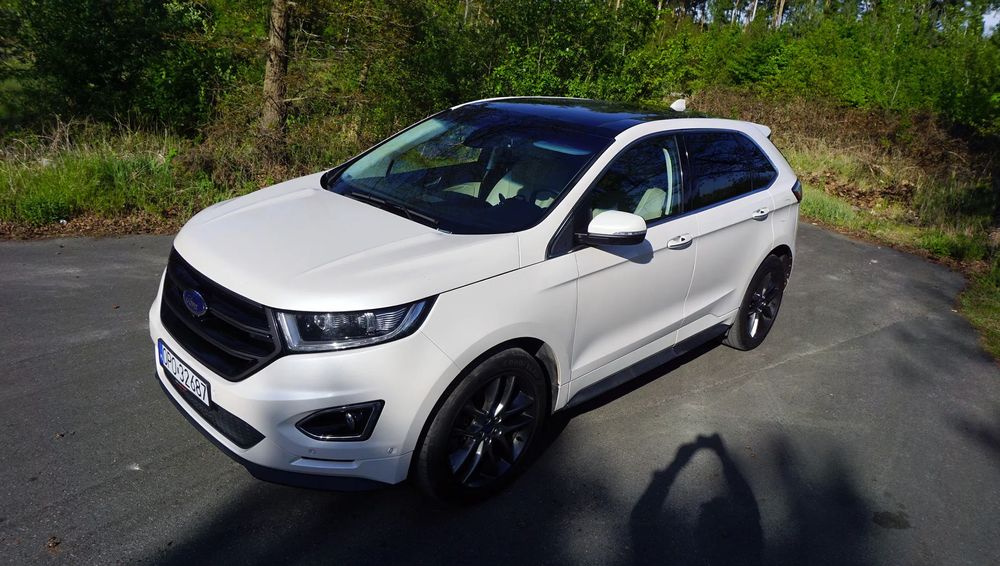 Ford Edge Ford Edge 3.5 LPG Titanium AWD maks. wyposażenie, oryginalny przebieg