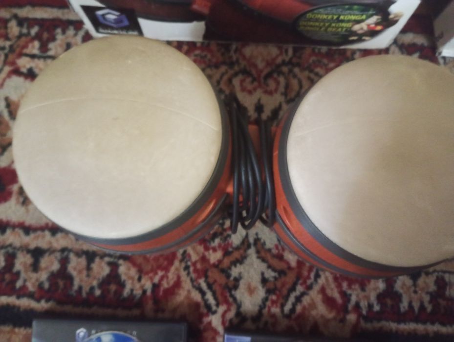 Nintendo gamecube z bongosami donkey konga