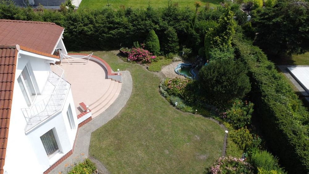 dom wolnostojacy Chyby os. Zielone I -  260m2