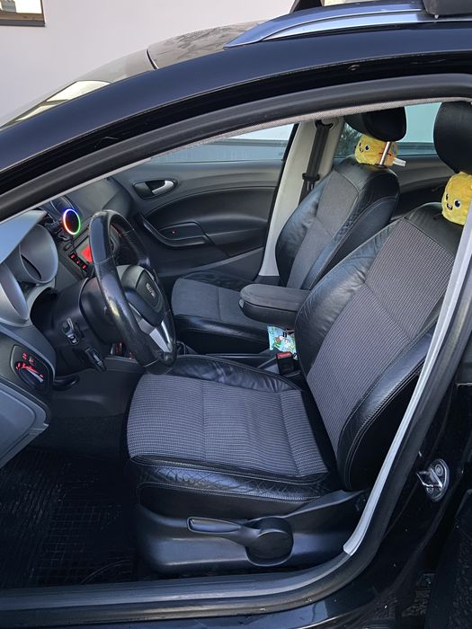 Seat ibiza. Fabia 1.2TDI 2011