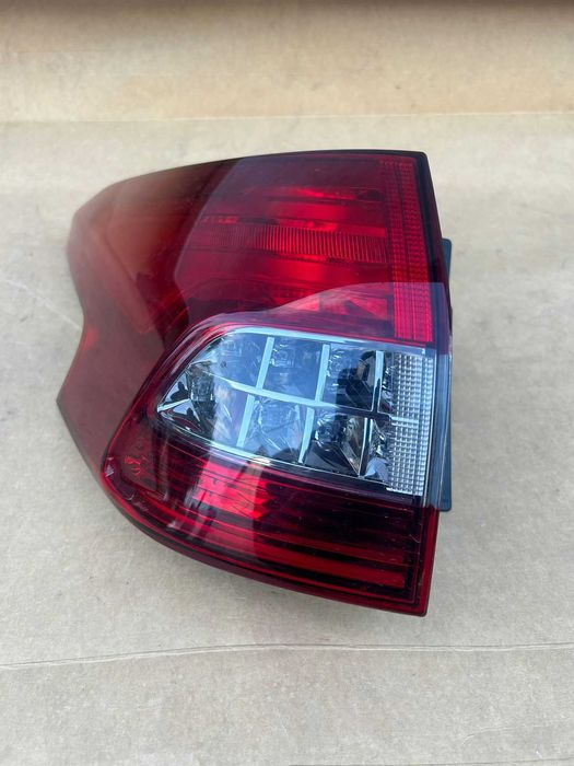 Lampa tył lewa Citroen C5 III X7 Kombi Lift