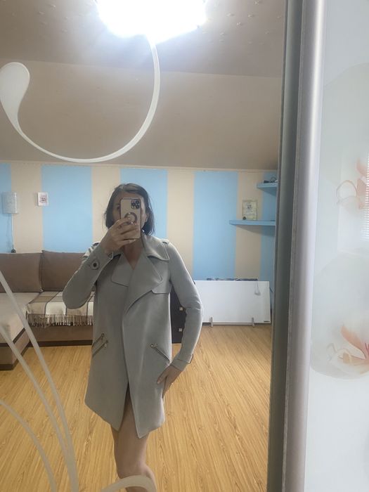 Плащ на запах. Розмір 8. River Island