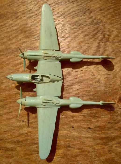 Редкая модель самолет Lockheed P-38 истребитель игрушка