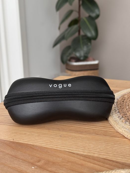 Чохол для окулярів «Vogue» оригінал, новий, чорний