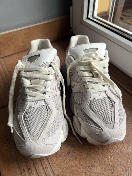 New Balance 9060 Light Beige Grey