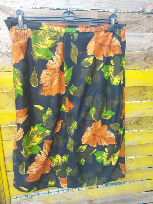 Komplet damski bluzka i spódnica rozmiar XL/2XL