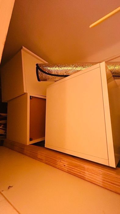 Vendo móvel para televisão em branco (modelo Remus XVIII, comprado na Móveis.pt por 379 €.