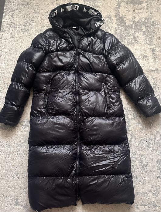 Пуховик жіночий