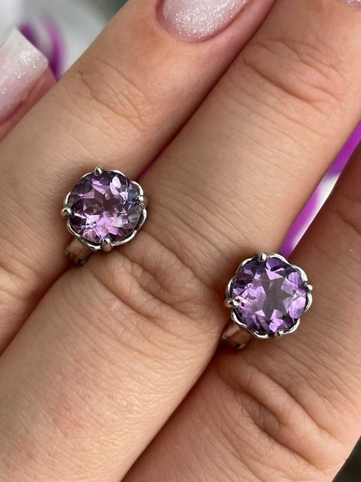Серьги из серебра 925 пробы с круглым аметистом 8 мм, натуральный
