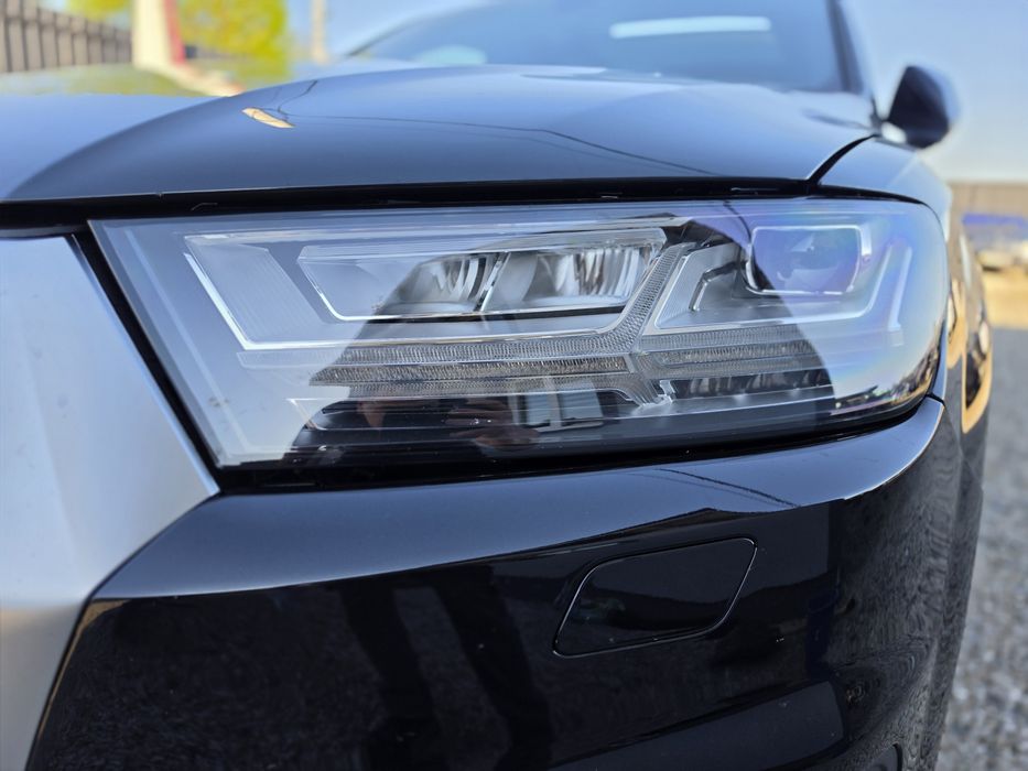 Ауді Q7 2017 рік 3.0 Quattro