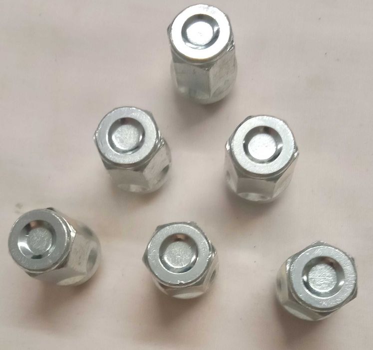 Porcas de jante de automóvel, lote por 6€