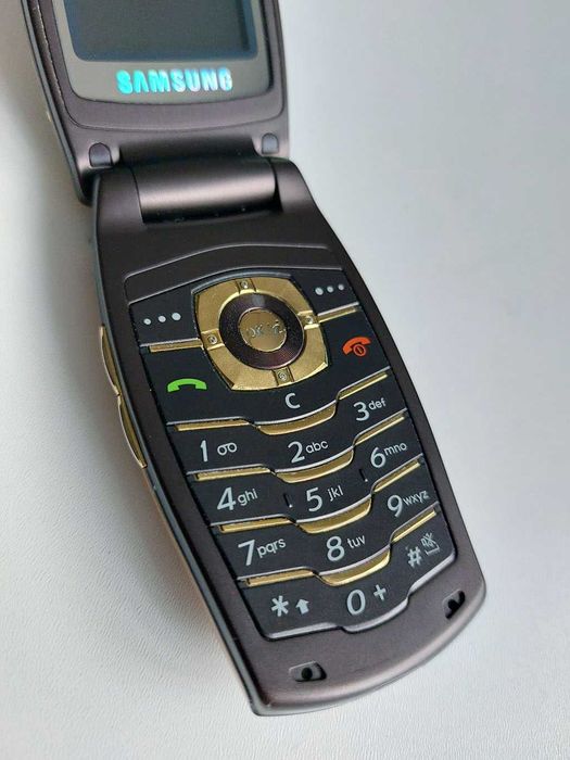 Samsung SGH-E500 - jak NOWY - komplet - UNIKAT!!!