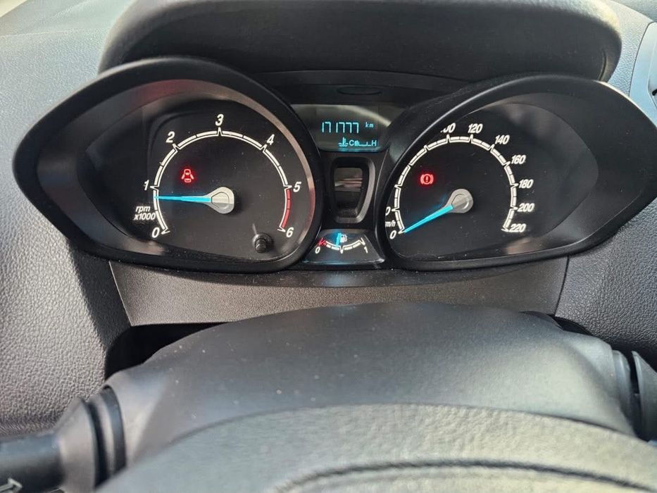 Ford Transit courier