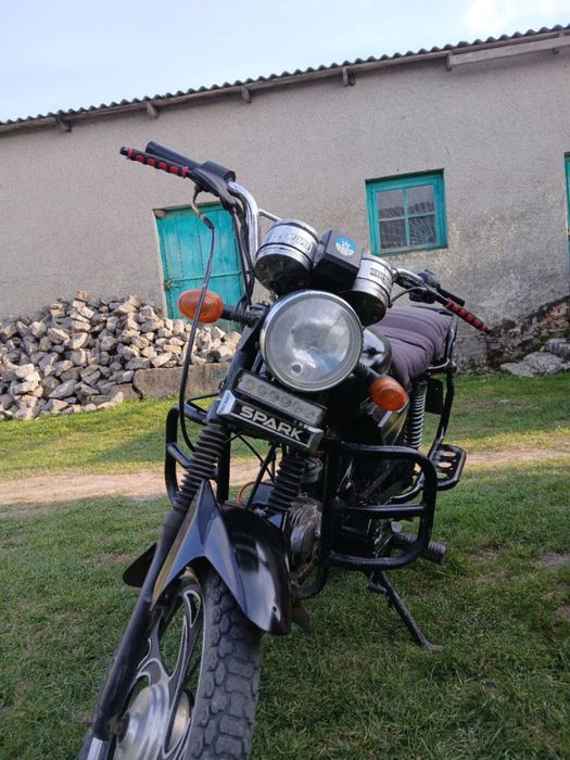 Мотоцикол спарк 125