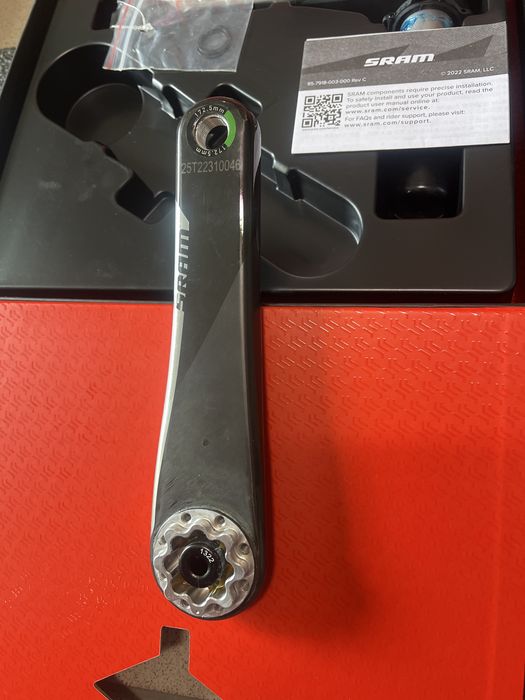 Sram Red tarcza + korba  SRAM CRING ROAD 5037T KIT DM RED GREY Uni