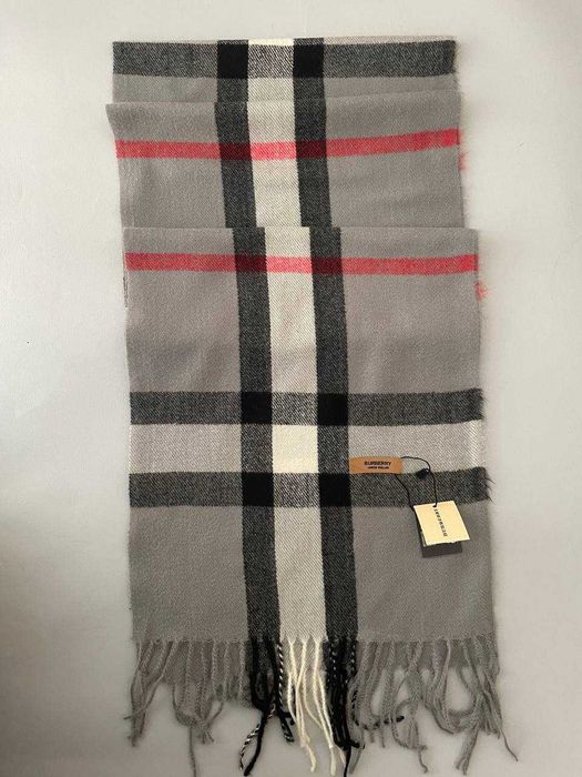 Шарф Burberry в клітинку сірий