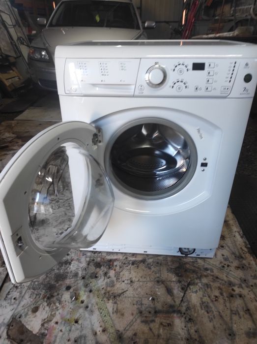 Продам пральну машину на 7кг привезена з Польщі, хороший стан, 7500