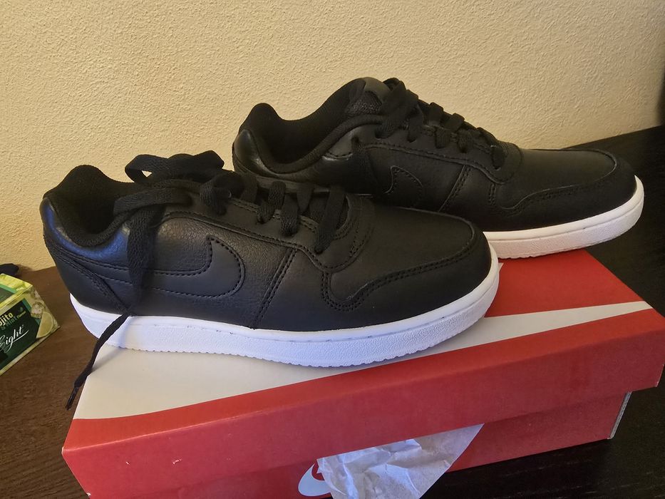 Sapatilhas nike novas