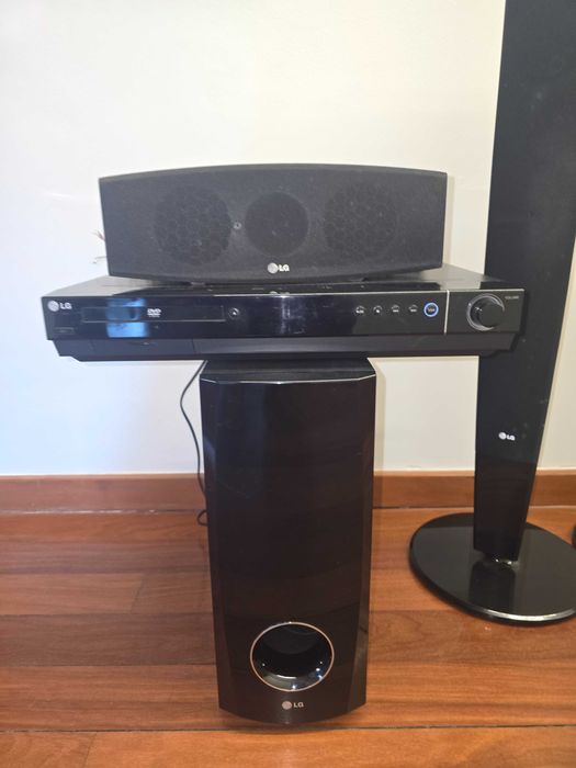 LG Home Cinema  colunas + subwoofer 500W