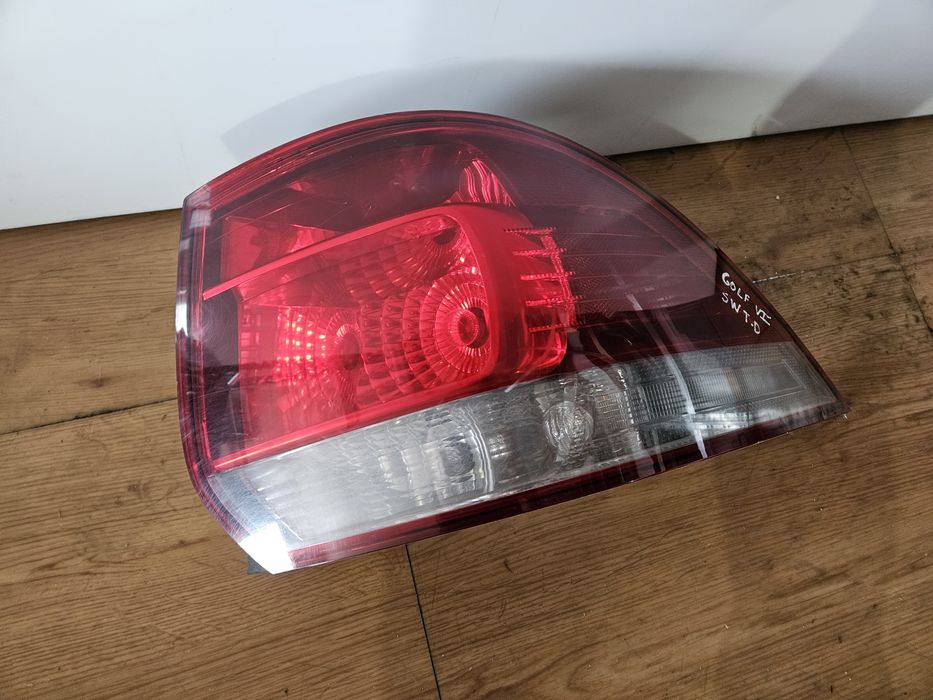 Vw Golf 6 sw farolim direito