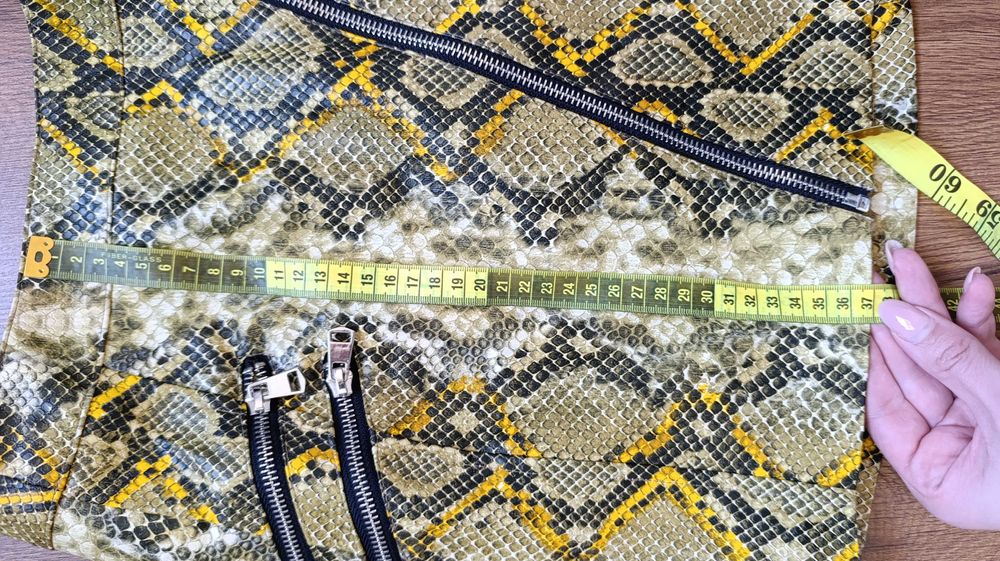 Міні спідниця принт пітон