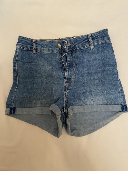 Джинсовые шорты продам