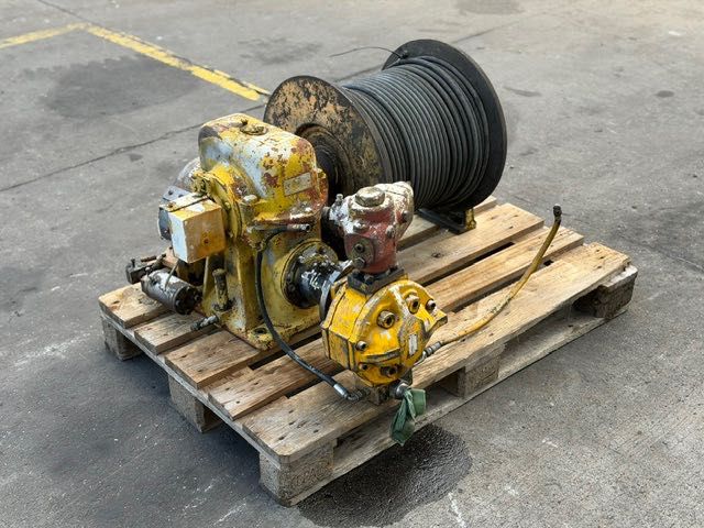 WCIĄGARKA hydrauliczna do dźwigu z hamulcem