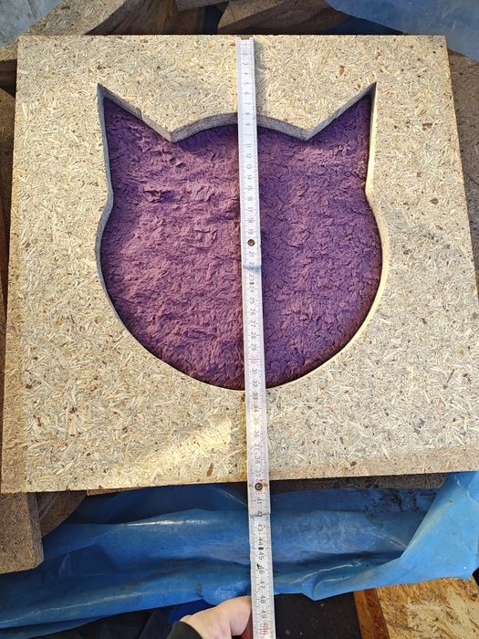 Płyty OSB przycięte np. na drapaki, do rękodzieła