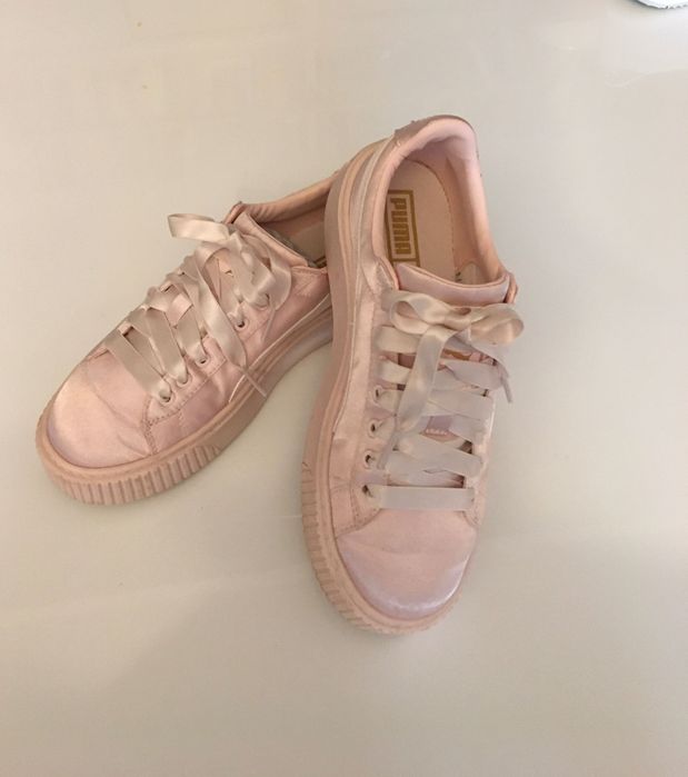 Oryginalne buty sportowe Puma różowo złote