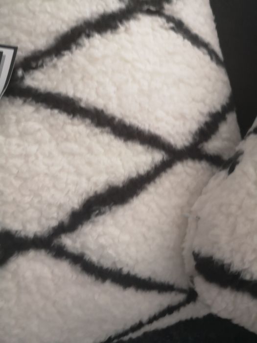 Poduszki dekoracyjne pluszowe 2 szt.