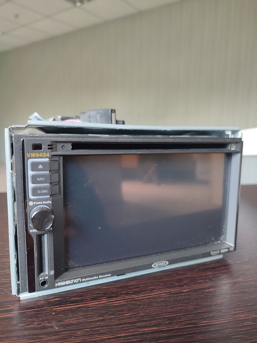 Автомагнітола двох дюнова