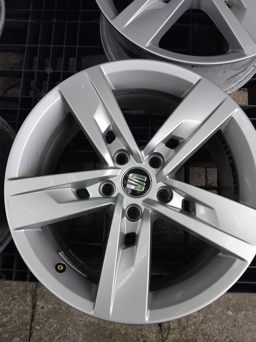 Felgi 17 seat leon fr opony zimowe gratis.
