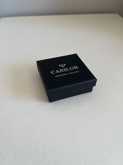 Vende-se Colar Carilor