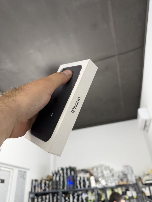 Apple Iphone 16 128 gb новий запакований 16 фіз сім