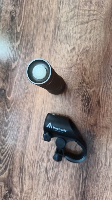 Latarka rowerowa  Mactronic scream