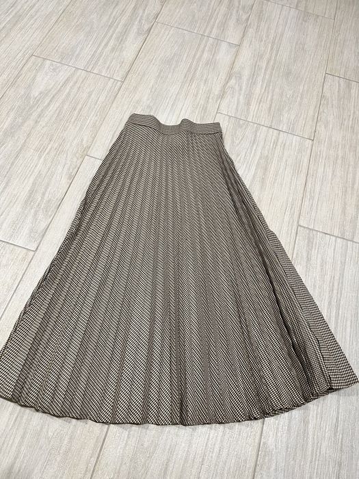 Плісирована спідниця