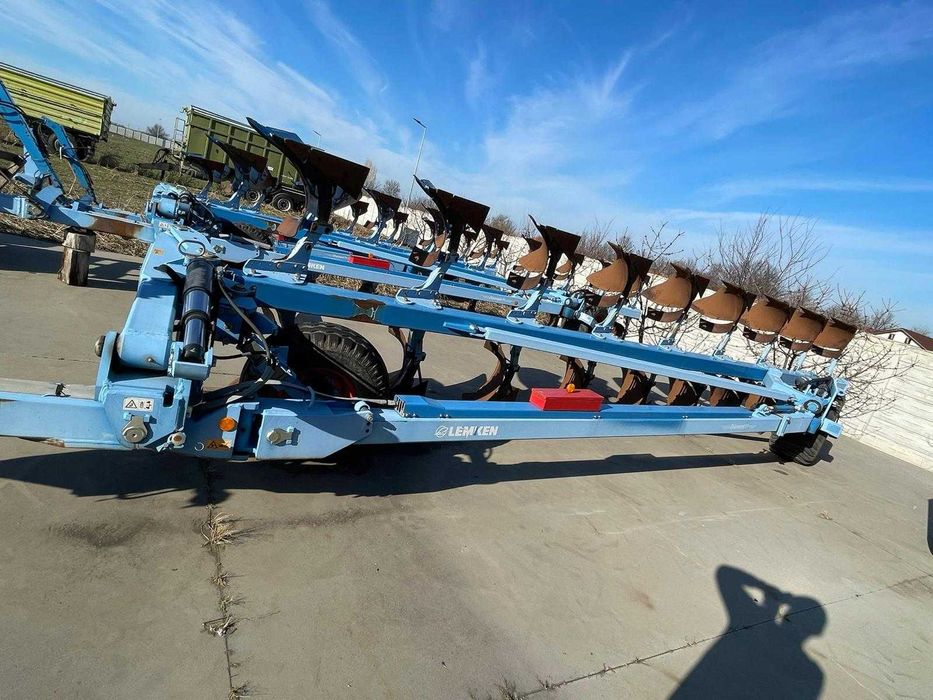 Lemken Diamant (8+1) On Land (по полю/в борозні)