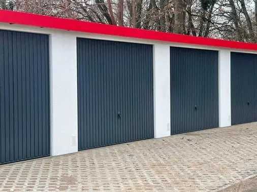 Garaż- Sprzedam - Garaż