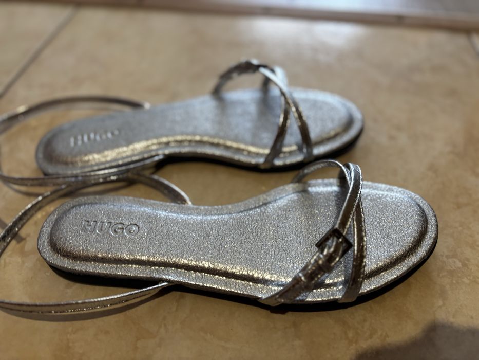 Босоніжки Hugo Boss