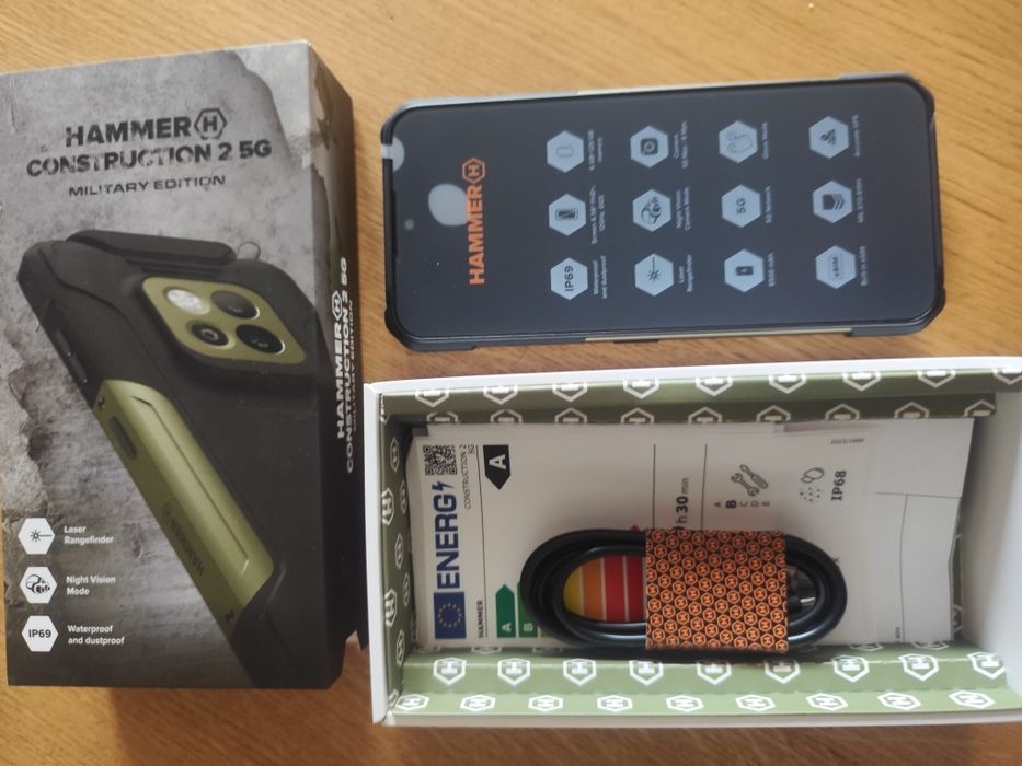 Telefon hammer construction