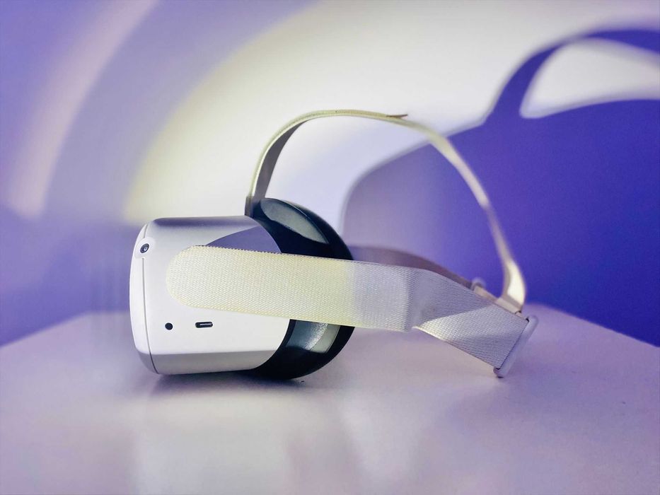 Meta Quest 2 VR headset in like-new condition