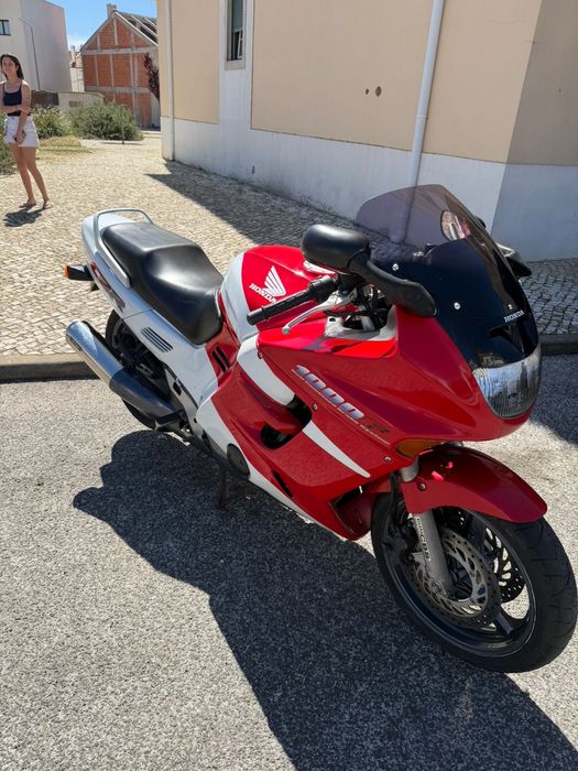 Vendo mota cbr1000f