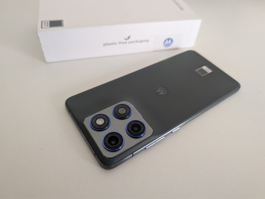 Motorola Edge 70 - 12/512Gb - Cinza