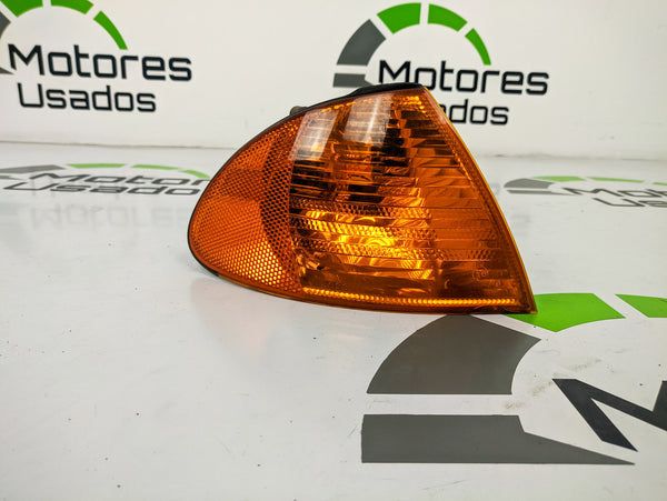 Pisca Dianteiro Direito BMW Série 3 E46