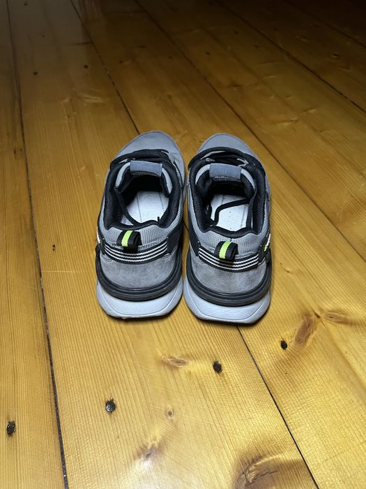 кросівки Adidas демісезонні