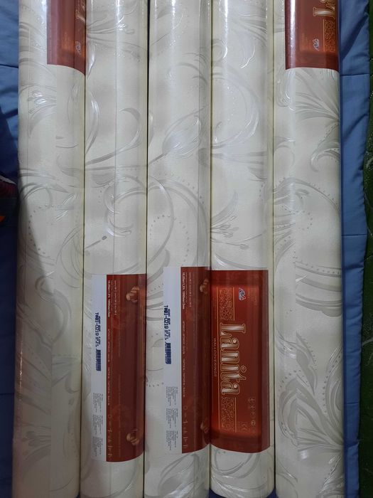Продам Вінілові шпалери 5 рулонів 1,06 х 10 м, кольору шампань