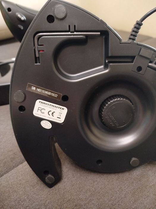 Thrustmaster T-flight Hotas X — джойстик преміум класу