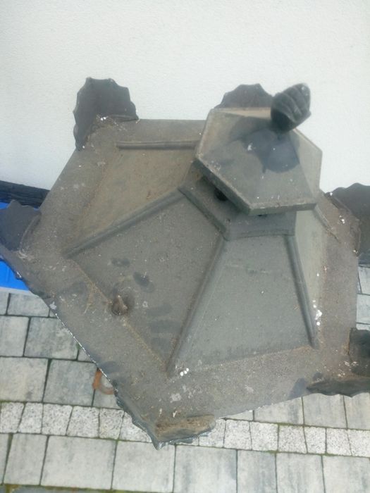 Latarnia parkowa  lampa ogrodowa